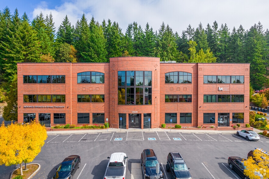 25030 SW Parkway Ave, Wilsonville, OR for lease - Building Photo - Image 3 of 10