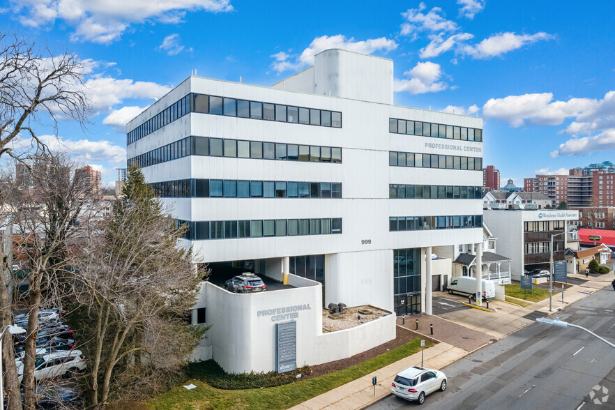 999 Summer St, Stamford, CT for lease - Building Photo - Image 1 of 4