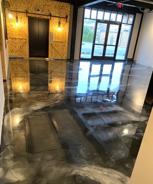 350 Kennedy Blvd, Pittston, PA for lease - Interior Photo - Image 2 of 10