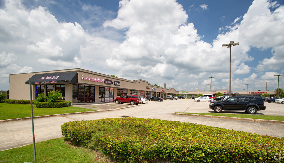 2701 Manhattan Blvd, Harvey, LA for sale - Primary Photo - Image 1 of 1