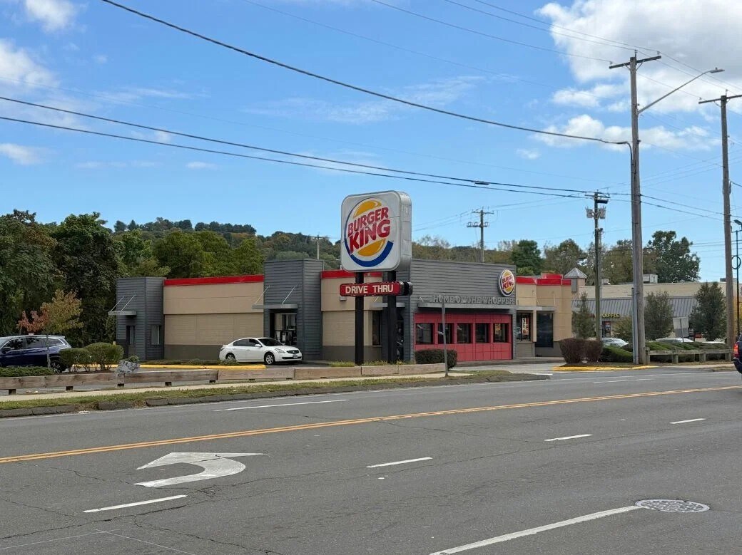 20 Pershing Dr, Ansonia, CT for sale Primary Photo- Image 1 of 1