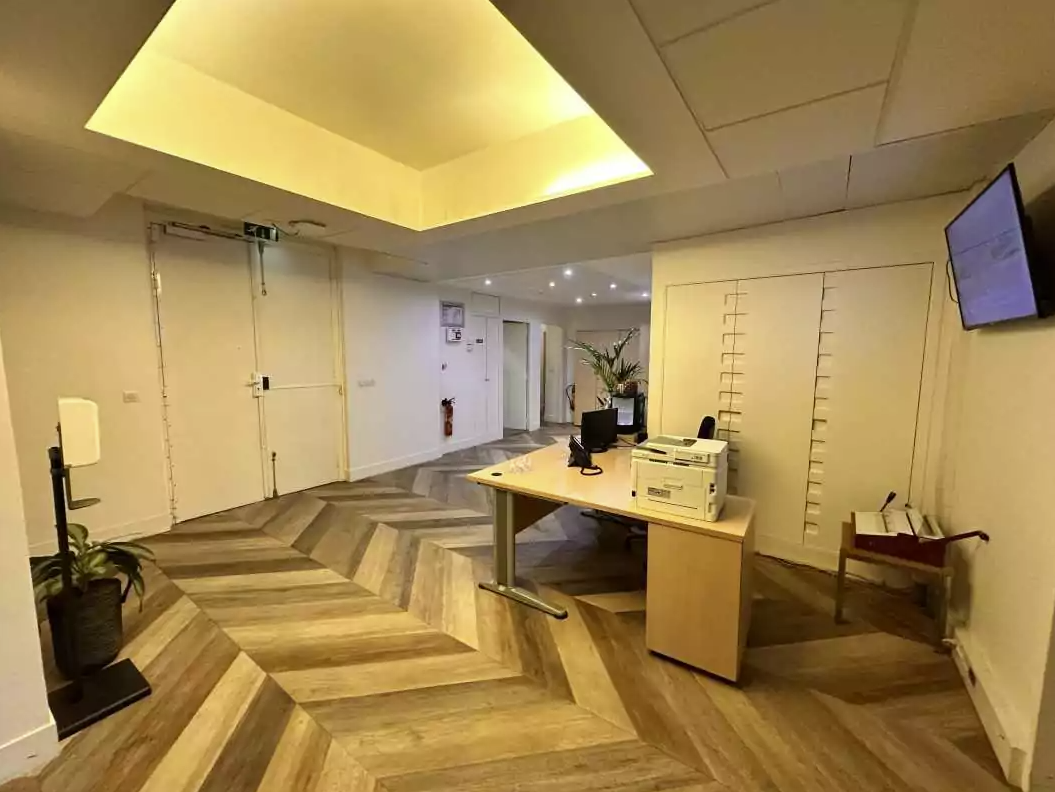 Paris, PAR 75008 - Unit 3 -  - Interior Photo - Image 1 of 7