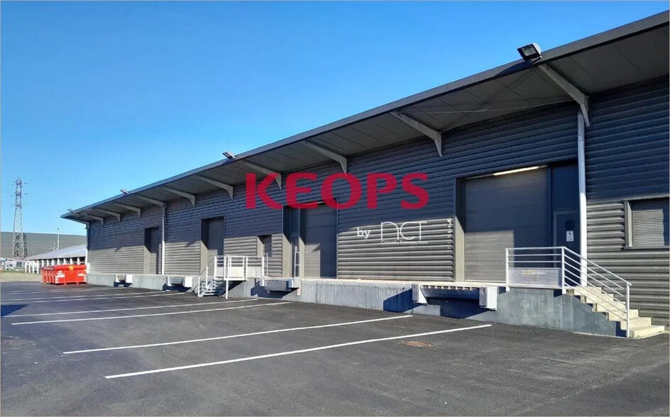 Flex in Toulouse for lease - Building Photo - Image 2 of 6