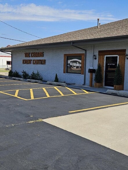 3230 N Rockwell Ave, Bethany, OK for sale - Building Photo - Image 2 of 32