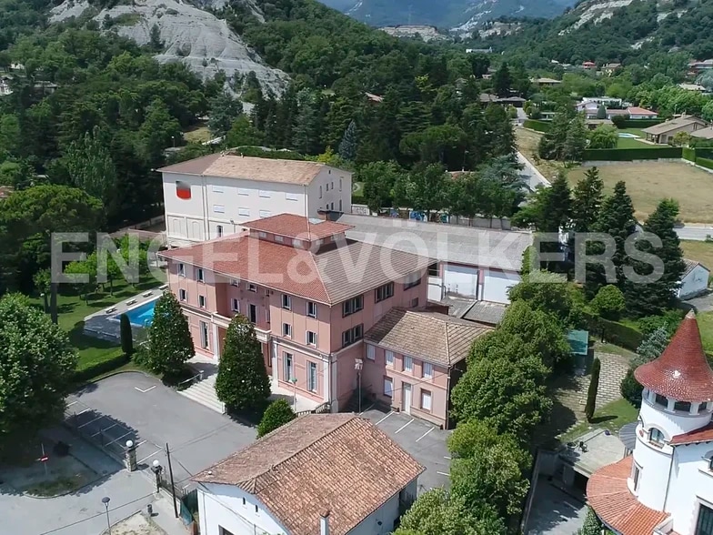 Specialty in Tona, Barcelona for sale - Building Photo - Image 2 of 6