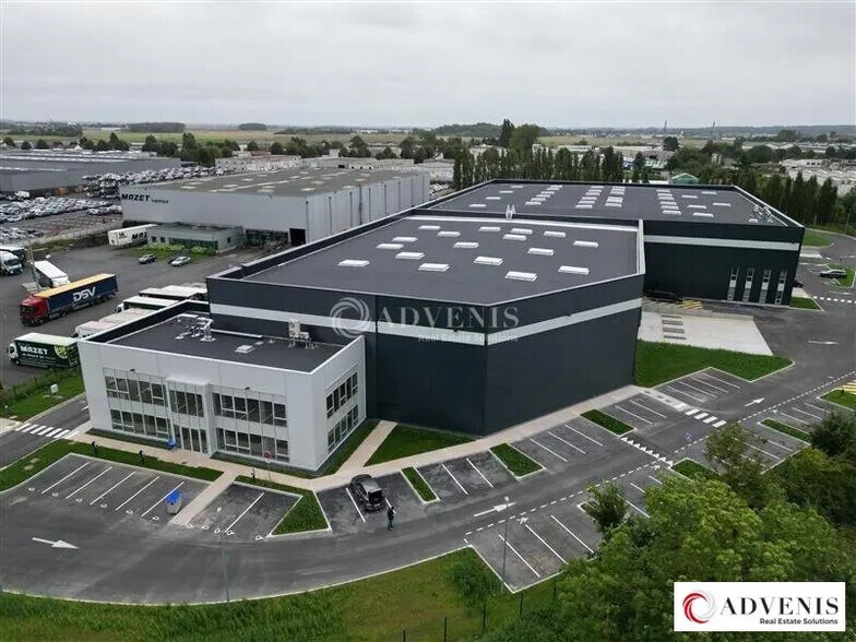 Industrial in Seclin for lease - Aerial - Image 1 of 9