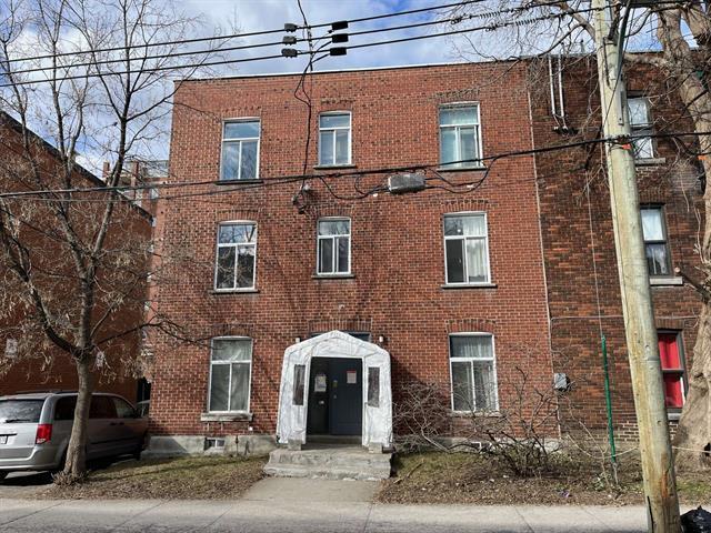 61 St Lafleur, Montréal, QC for sale Primary Photo- Image 1 of 1