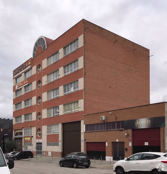 Industrial in Madrid, Madrid for sale - Building Photo - Image 2 of 2