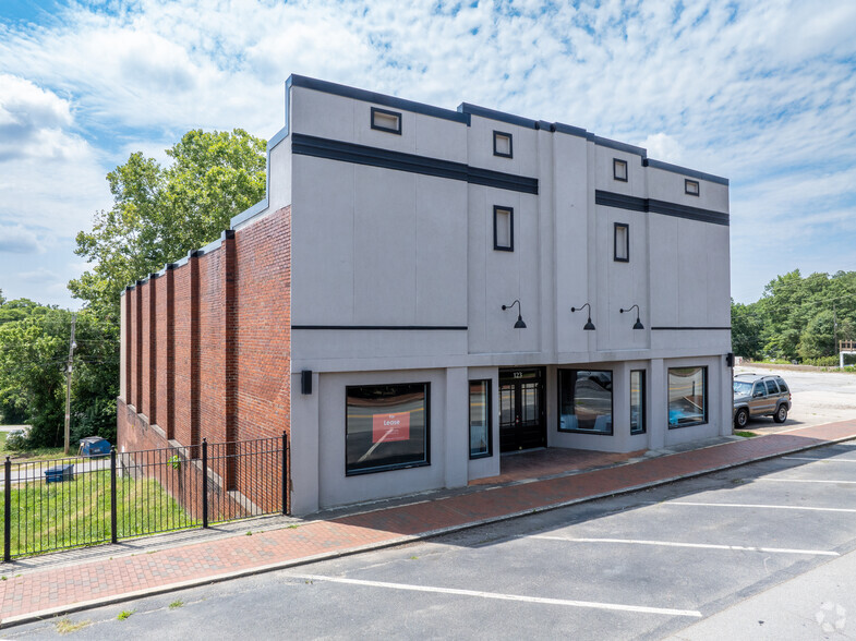 123 W Main St, Buford, GA for lease - Building Photo - Image 2 of 33