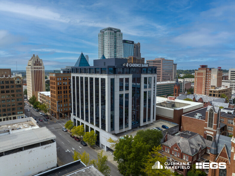 2100 3rd Ave N, Birmingham, AL for lease - Building Photo - Image 2 of 5