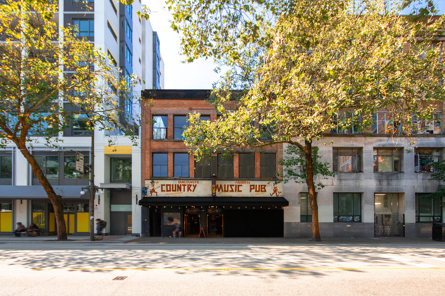 74 W Hastings St, Vancouver, BC for sale - Building Photo - Image 1 of 6