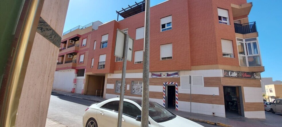 Retail in El Ejido, Almería for sale - Building Photo - Image 1 of 11