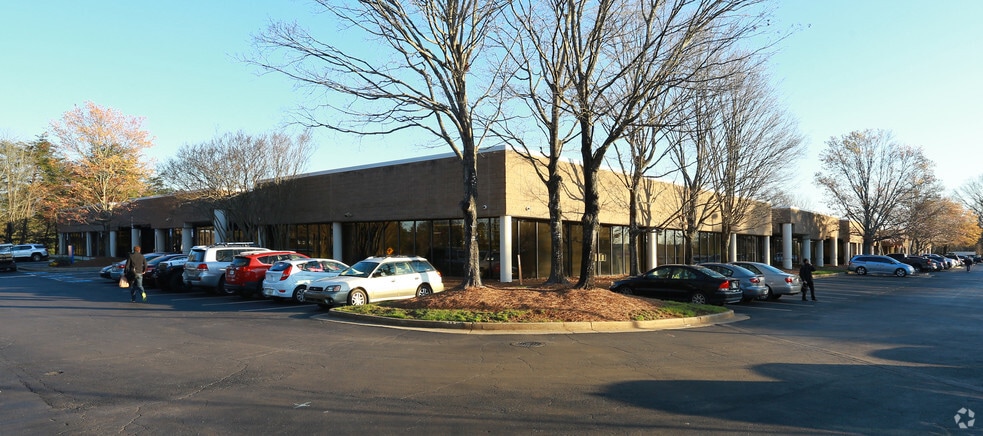 2161 Newmarket Pky SE, Marietta, GA for lease - Building Photo - Image 1 of 19