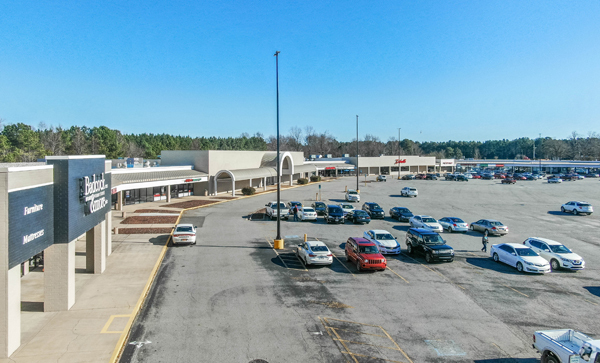 100 Siler Xing, Siler City, NC for lease - Building Photo - Image 2 of 8