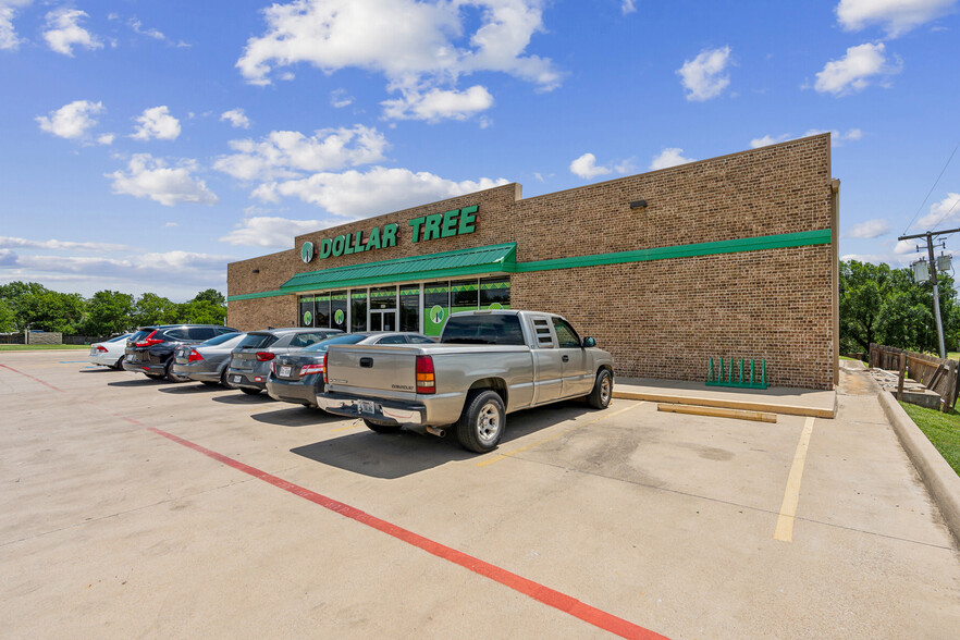 5412 Davis Blvd, North Richland Hills, TX for sale - Building Photo - Image 2 of 9