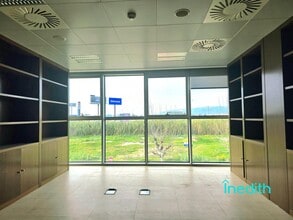 Office in El Prat de Llobregat, Barcelona for lease Interior Photo- Image 1 of 6