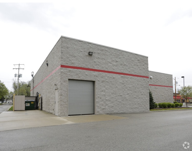 220 E Norris Dr, Ottawa, IL for lease - Building Photo - Image 3 of 3
