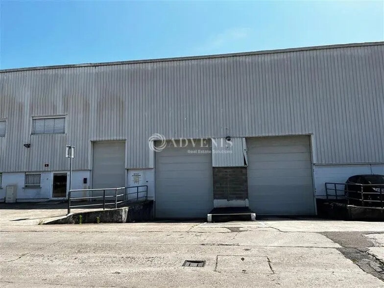 Office in Strasbourg for lease - Building Photo - Image 2 of 2