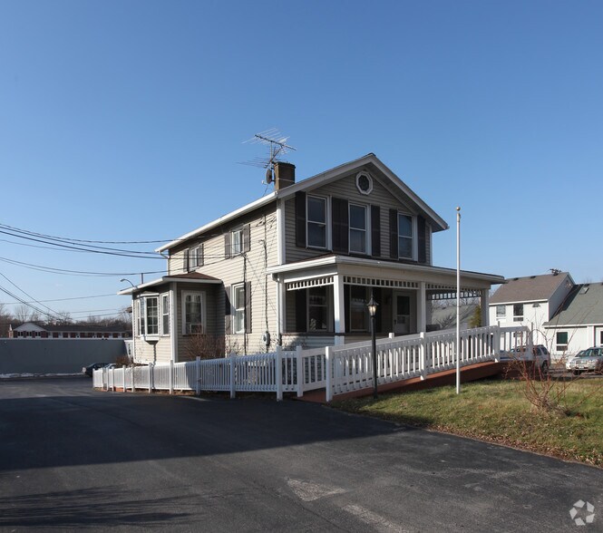 530 S Main St, Canandaigua, NY for sale - Primary Photo - Image 1 of 1