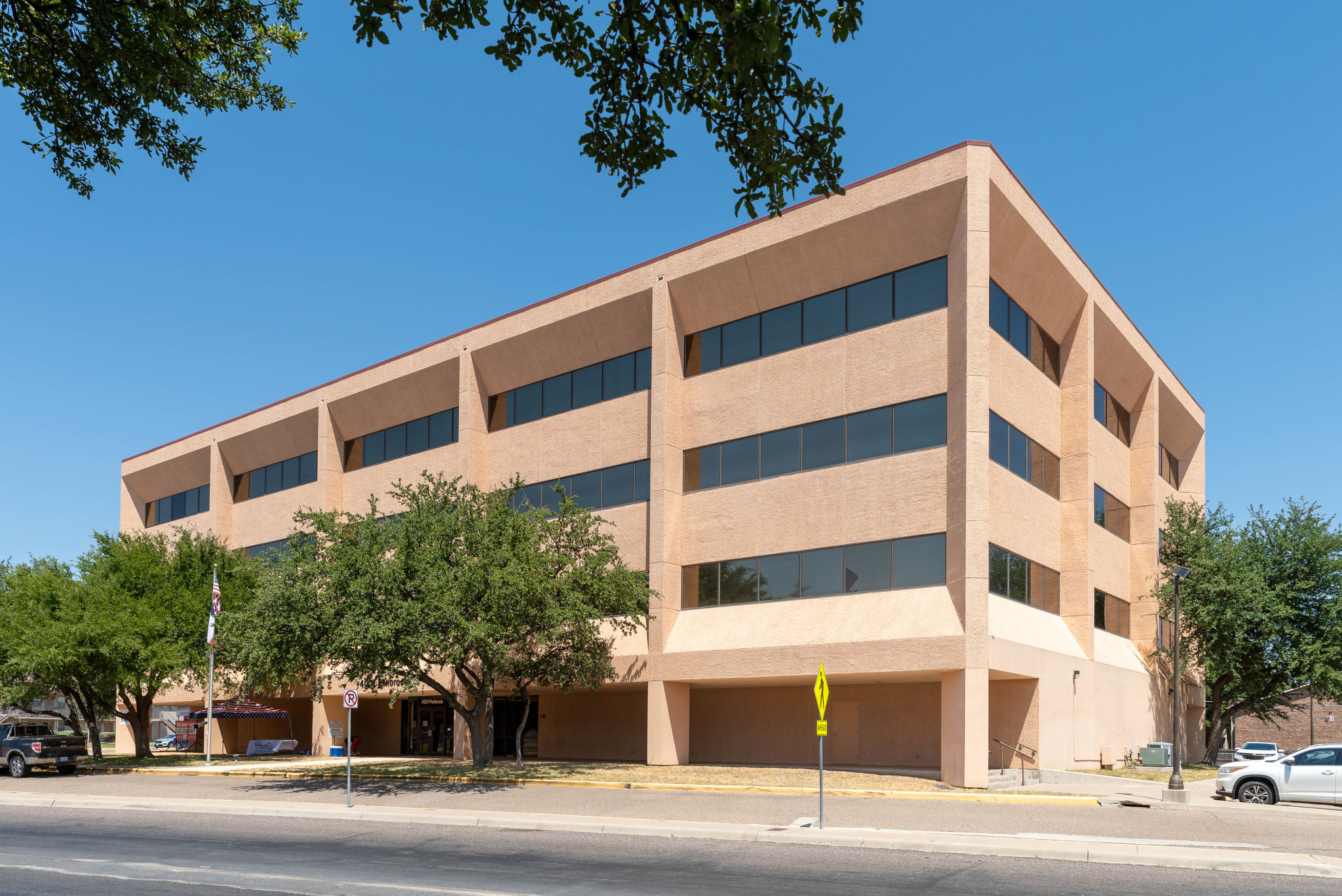 4001 Penbrook St, Odessa, TX for lease Building Photo- Image 1 of 4