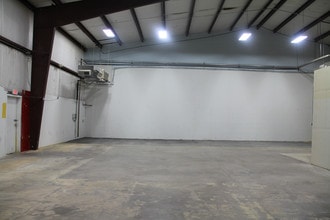 5828 Ashleyanne Cir, Wichita Falls, TX for sale Interior Photo- Image 2 of 6