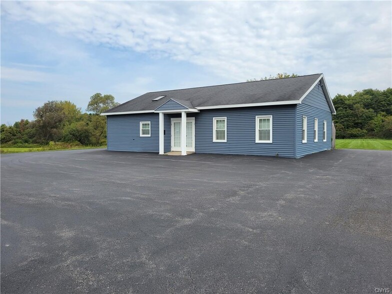 7272 Van Buren Rd, Baldwinsville, NY for sale - Building Photo - Image 3 of 32