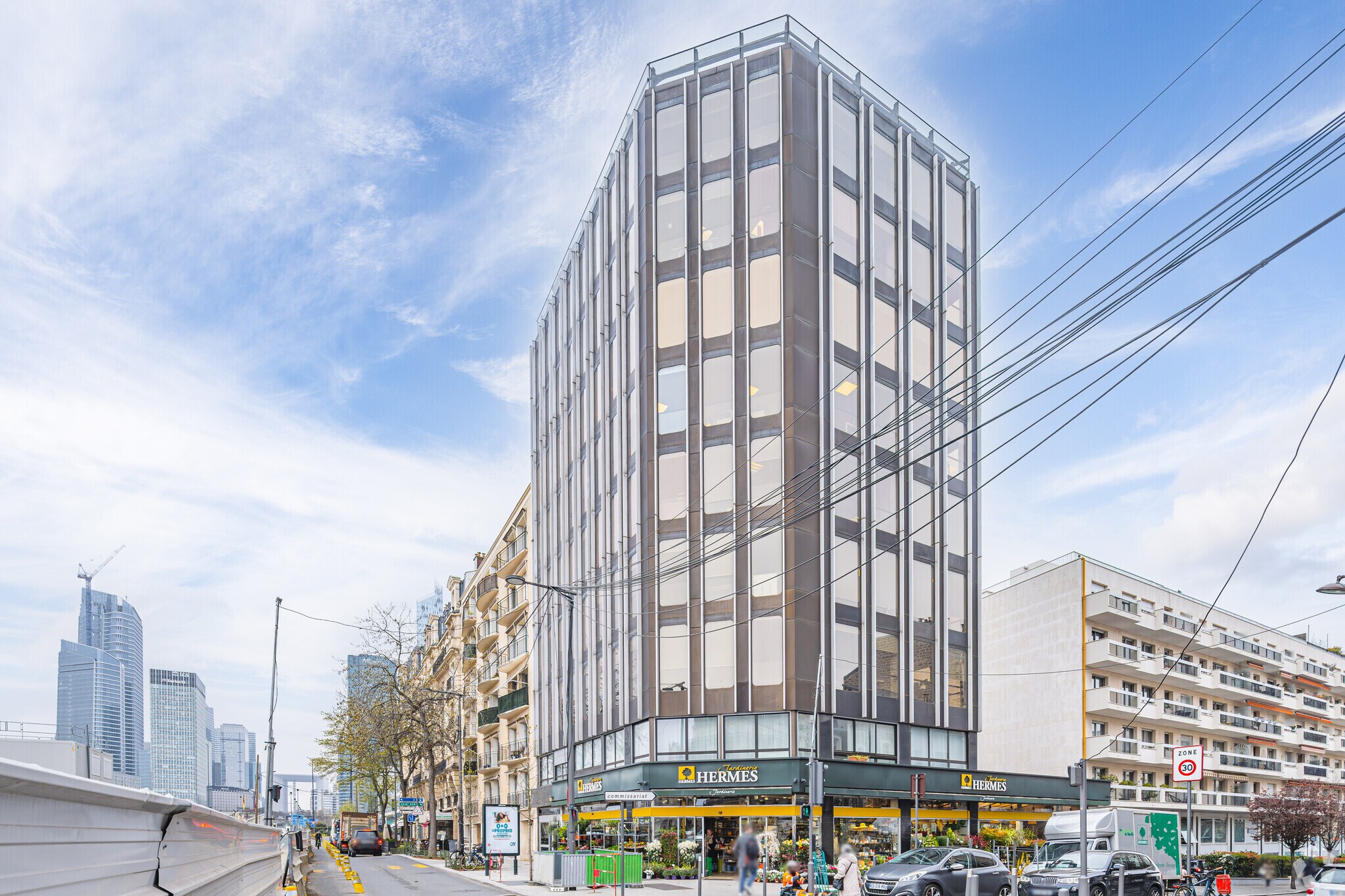 182 Avenue Charles De Gaulle, Neuilly-sur-Seine for lease Primary Photo- Image 1 of 6