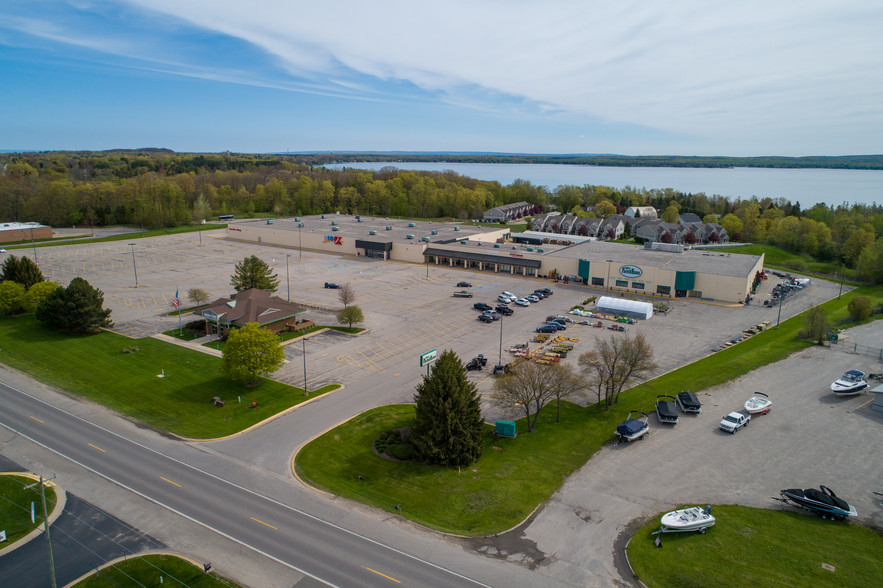 6600 M 66 N, Charlevoix, MI for lease - Building Photo - Image 1 of 8