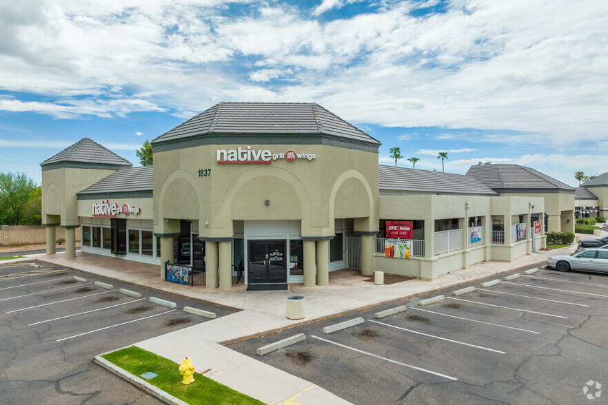 1837-1955 W Guadalupe Rd, Mesa, AZ for lease - Primary Photo - Image 1 of 53