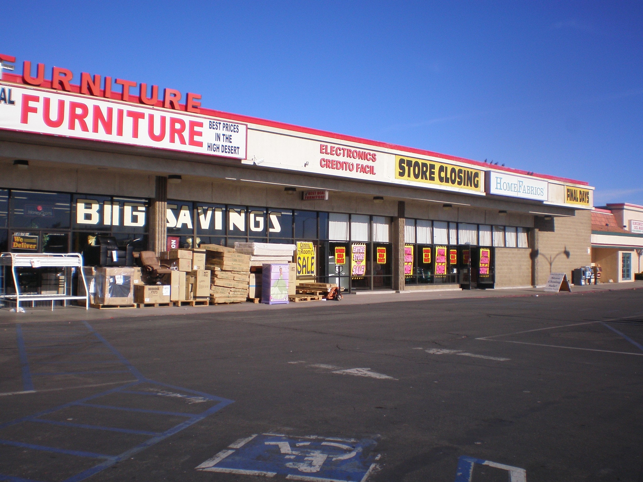 14660 7th St, Victorville, CA for sale Primary Photo- Image 1 of 39