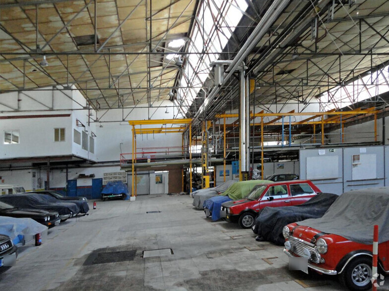 Industrial in Coslada, Madrid for sale - Building Photo - Image 1 of 5