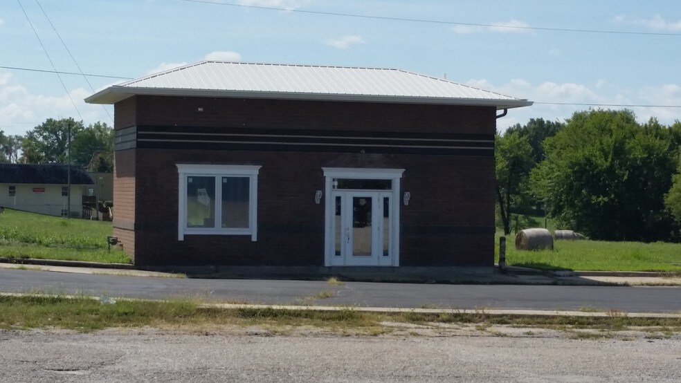 1200 N Jesse James Rd, Excelsior Springs, MO for sale - Primary Photo - Image 1 of 1
