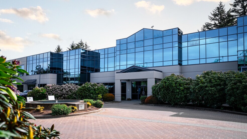 2261 Keating Cross Rd, Central Saanich, BC for sale - Building Photo - Image 1 of 7