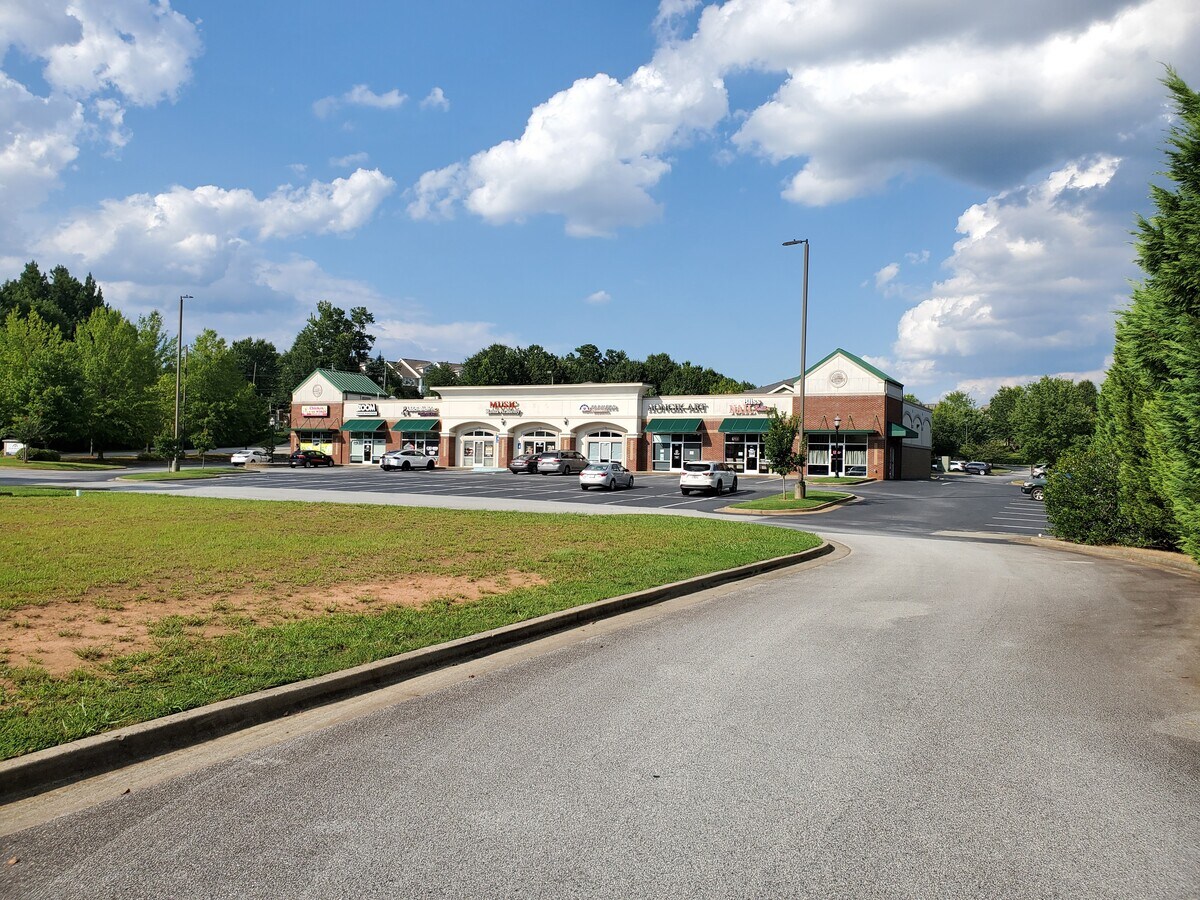 960 Scales Rd, Suwanee, GA 30024