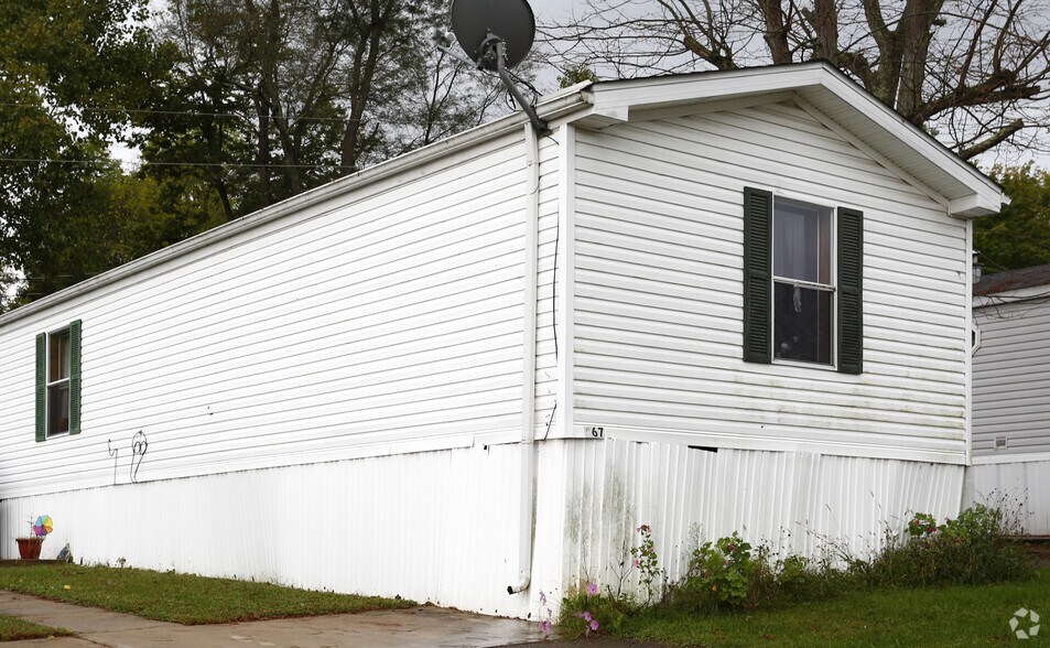 8126 Big Cedar Rd, Brookville, IN 47012 Big Cedar Mobile Home Park