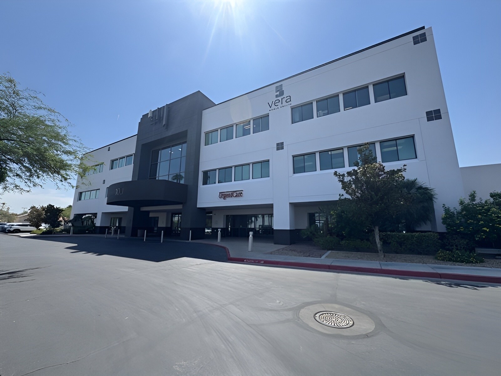 100 N Green Valley Pky, Henderson, NV for lease Building Photo- Image 1 of 9