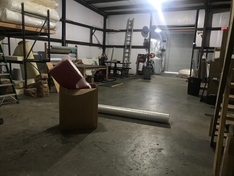 3320 W St Pensacola Fl 32505 Warehouse Property For On 3320 W St Pensacola Fl 32505 Warehouse Property For On Loopnet