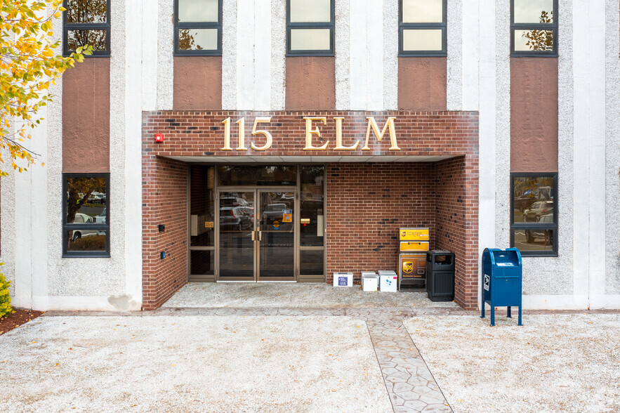 115 Elm St, Enfield, CT for lease - Building Photo - Image 3 of 4