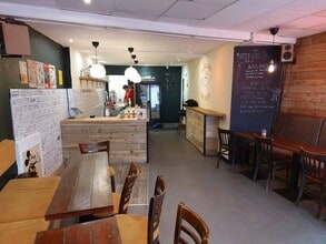 54-54A Goodramgate, York for lease Interior Photo- Image 1 of 3