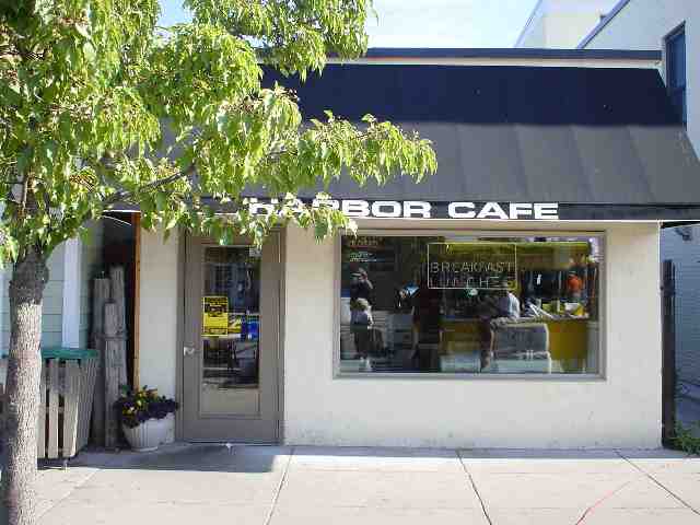 129 River St, Elk Rapids, MI for sale Primary Photo- Image 1 of 1