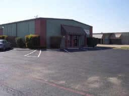 915 N Nolan River Rd, Cleburne TX - Automotive Property