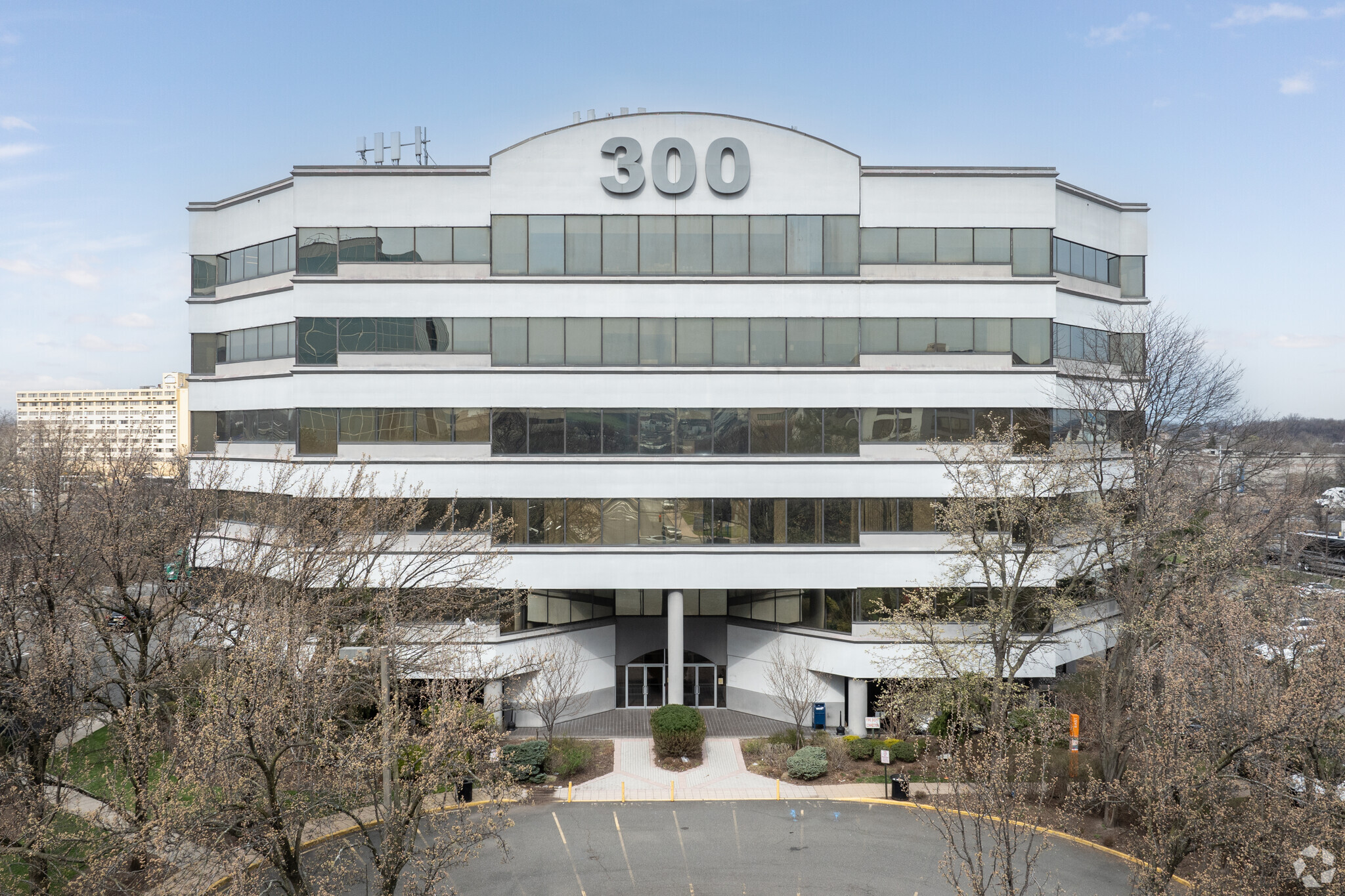 300 Harmon Meadow Blvd, Secaucus, NJ for lease Building Photo- Image 1 of 7