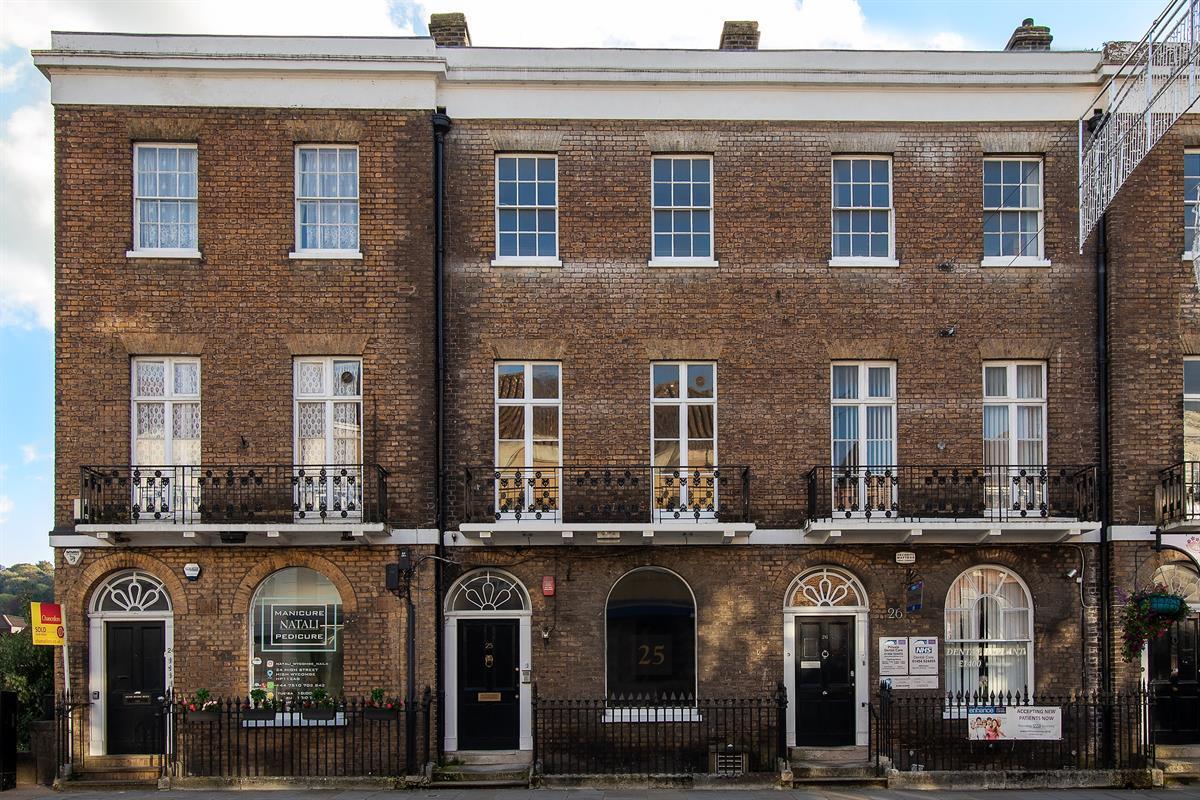 25 High St, High Wycombe for lease Building Photo- Image 1 of 12