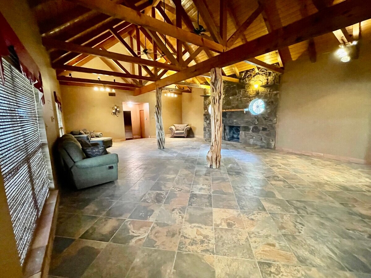 10425 US 67, Cleburne, TX 76033