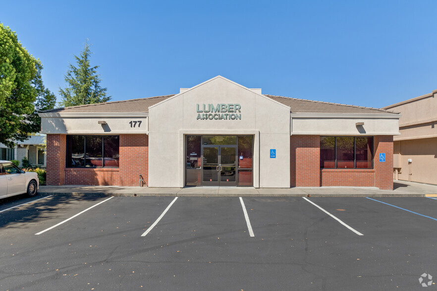 177 Parkshore Dr, Folsom, CA for lease - Building Photo - Image 2 of 5