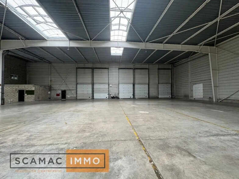 Industrial in Lisses for lease - Interior Photo - Image 3 of 8