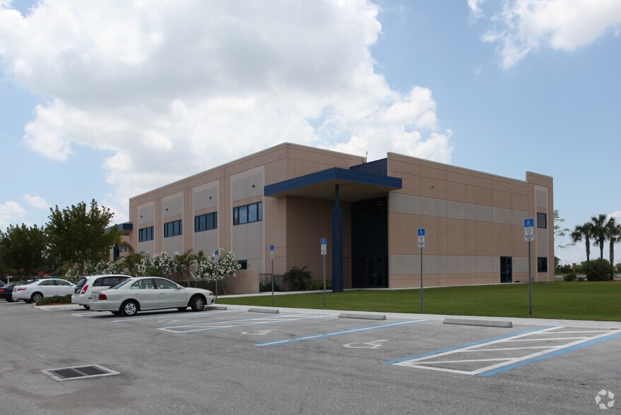 4371 Veronica S Shoemaker Blvd, Fort Myers, FL 33916 Potential