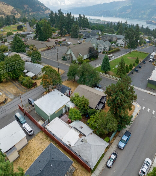 127 Snohomish, White Salmon, WA 98672