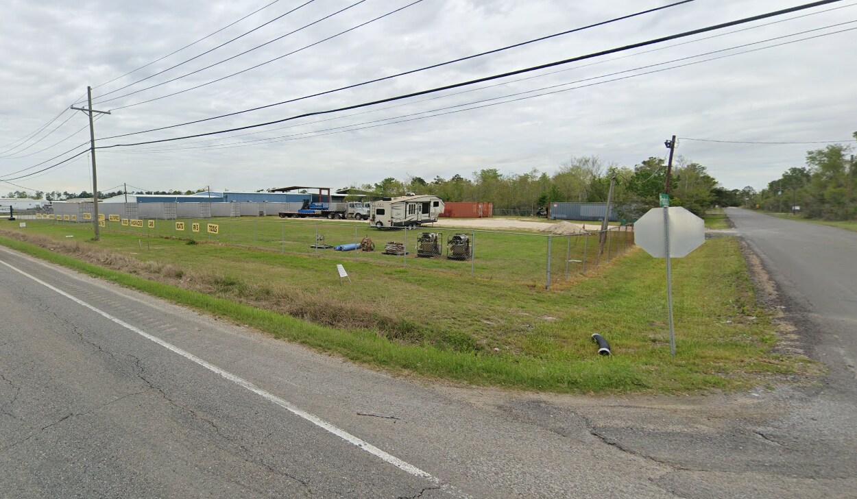 408 Product dr, Lake Charles, LA for lease Primary Photo- Image 1 of 2