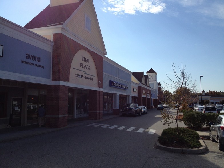 203-267 Kennedy Dr, Putnam, CT for lease - Building Photo - Image 1 of 9